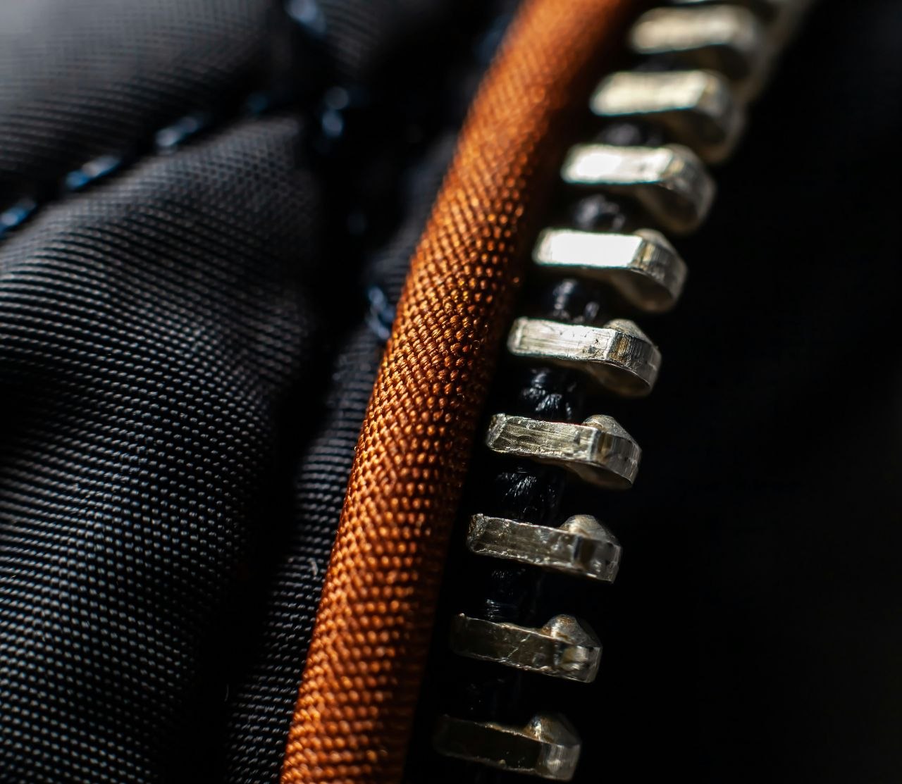 Detail Zipper 01 - Aria Tailoring Brisbane