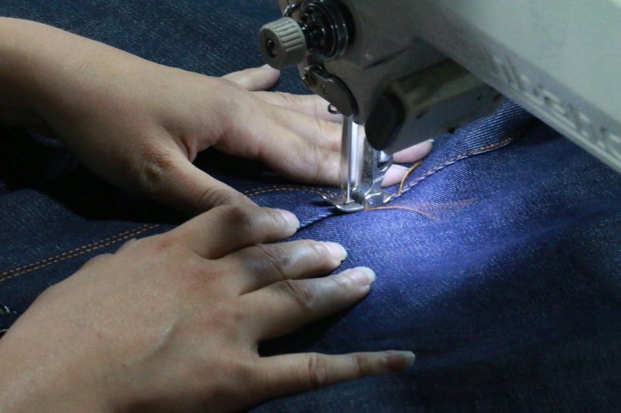 Process Sewing 02 - Aria Tailoring Brisbane
